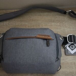 NWT Peak Design Everyday Sling 3L